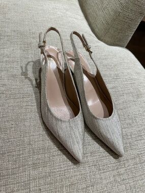 Stuart Weitzman Eva pumps